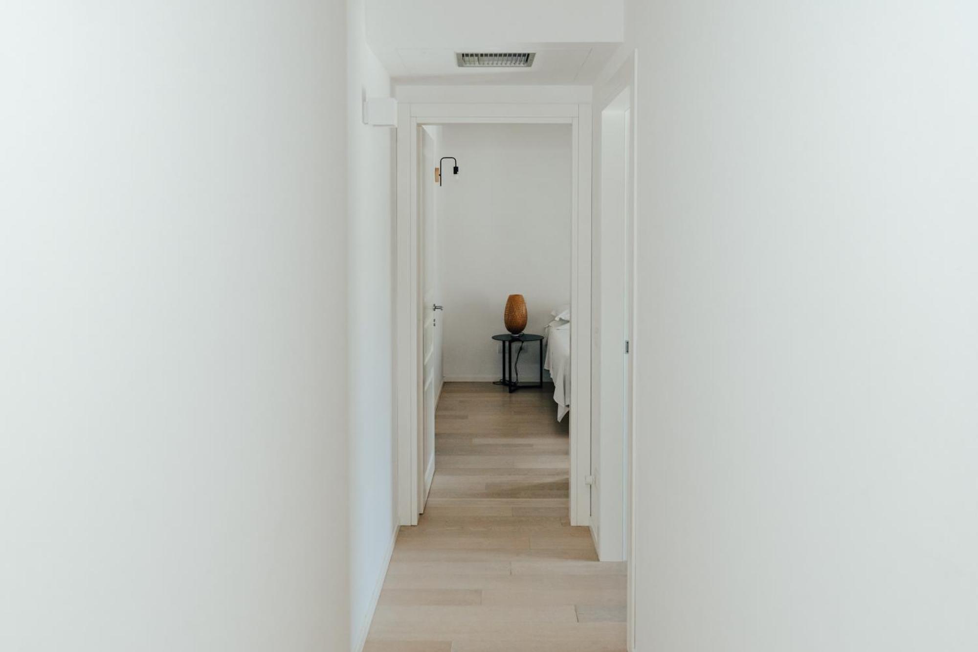 C House Rooms Lake 佩斯基耶拉德加达 外观 照片